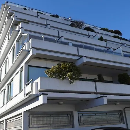In - With One Bedrooms And Parking In The City Of *