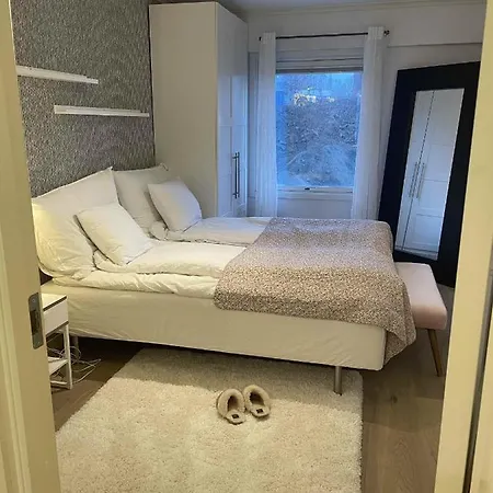 In - With One Bedrooms And Parking In The City Of Vendégház *